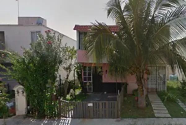 Casa en venta en La Guadalupana, Solidaridad, Quintana Roo