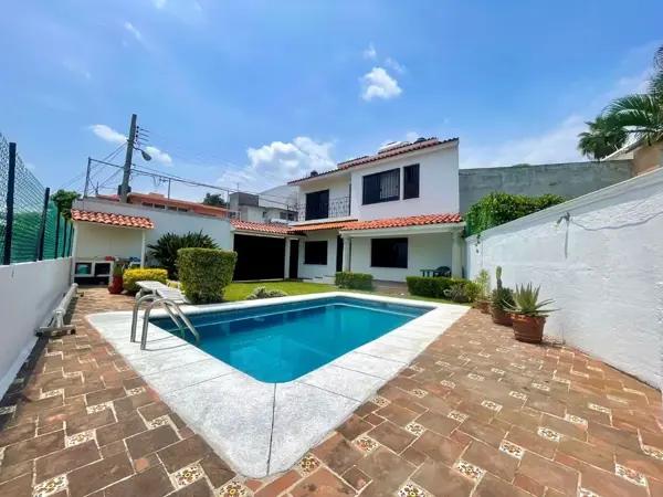 Casa en venta en Los Volcanes, Cuernavaca, Morelos