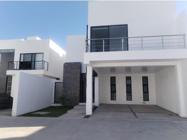Casa en renta en Lomas de Cuernavaca, Temixco, Morelos