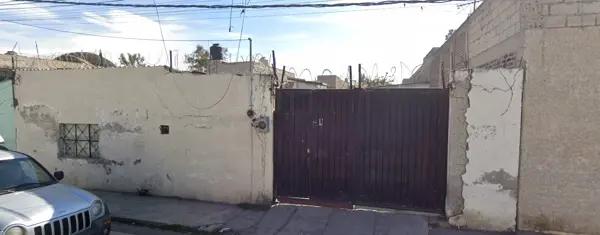 Terreno en remate en Emiliano Zapata 2a Secc, Ecatepec de Morelos, México