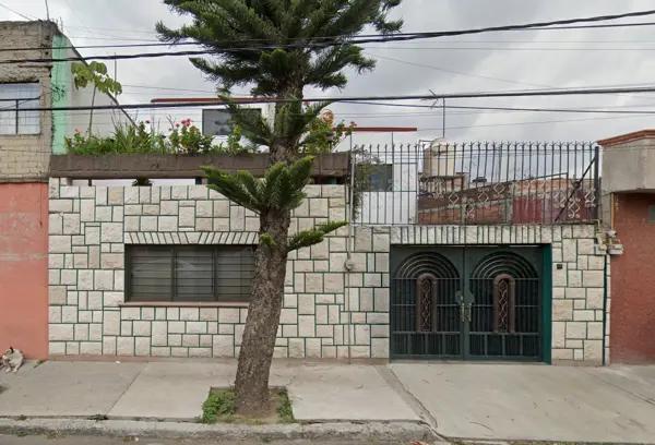 Casa en venta en Santa María Malinalco, Azcapotzalco, Ciudad de México