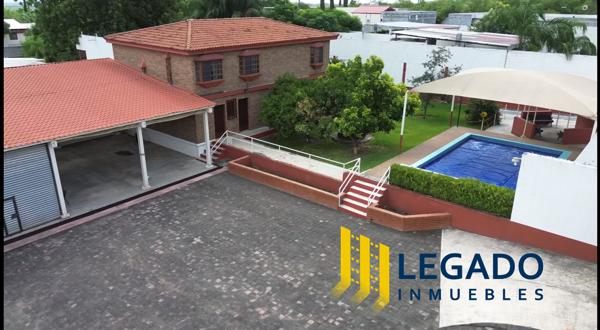 Quinta en venta en Jardines de la Silla (Jardines), Juárez, Nuevo León