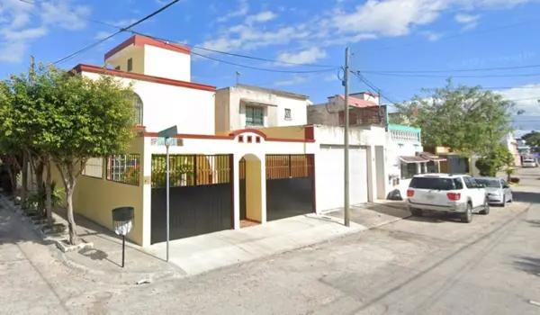 Casa en venta en Supermanzana 98, Benito Juárez, Quintana Roo