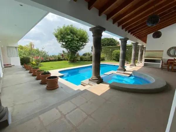 Casa en venta en Jardines de Ahuatepec, Cuernavaca, Morelos