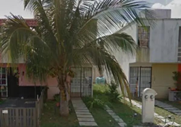Casa en venta en La Guadalupana, Solidaridad, Quintana Roo