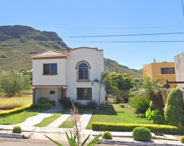 Casa en remate en Lomas de Cortes, Guaymas, Sonora