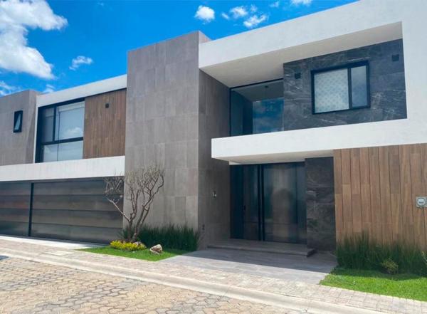 Casa en venta en Lomas de Angelópolis, San Andrés Cholula, Puebla Casa en venta en Lomas de Angelópolis, San Andrés Cholula, Puebla