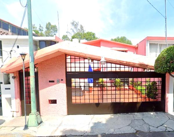 Casa en remate en Prados del Rosario, Azcapotzalco, Ciudad de México