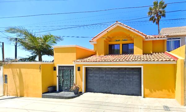 Casa en remate en Playas de Tijuana Sección Costa Azul, Tijuana, Baja California