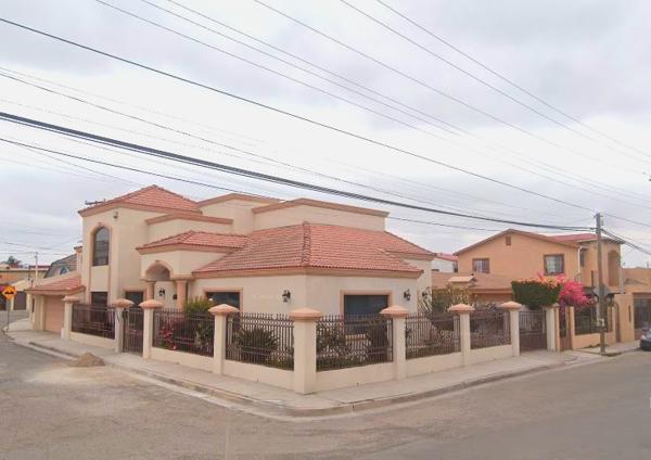 Casa en remate en Otay Constituyentes, Tijuana, Baja California