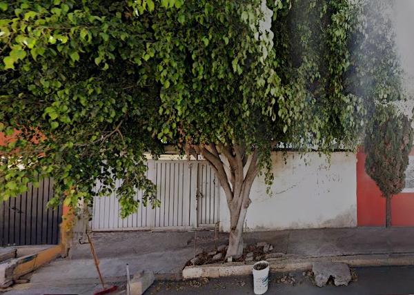 Casa en remate en Impulsora Popular Avicola, Nezahualcóyotl, México