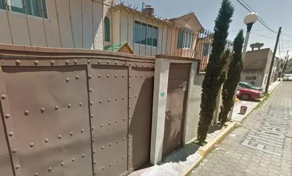Casa en remate en Villas Metepec, Metepec, México