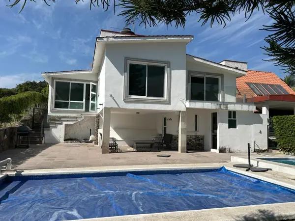 Casa en venta en Lomas de Cocoyoc, Atlatlahucan, Morelos
