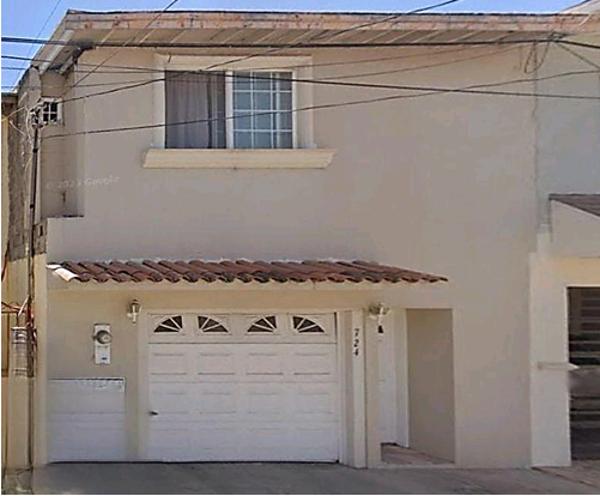 Casa en remate en Villa del Real, Ensenada, Baja California