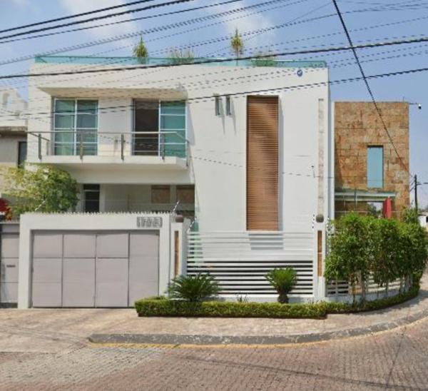 Casa en remate en Cerro Del Tesoro, San Pedro Tlaquepaque, Jalisco