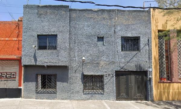 Casa en venta en 20 de Noviembre, Venustiano Carranza, Ciudad de México