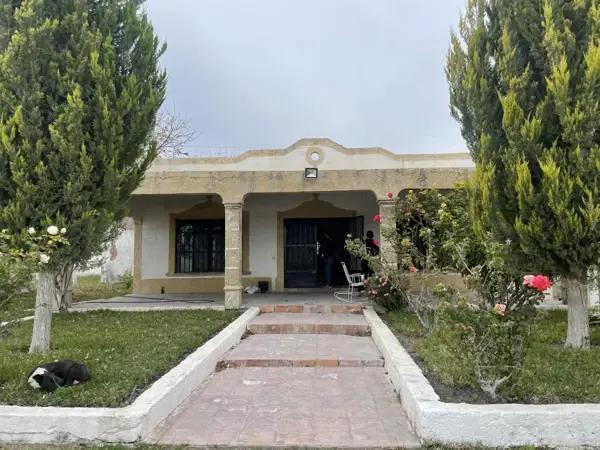 Quinta en venta en Del Refugio, Parras, Coahuila de Zaragoza Quinta en venta en Del Refugio, Parras, Coahuila de Zaragoza