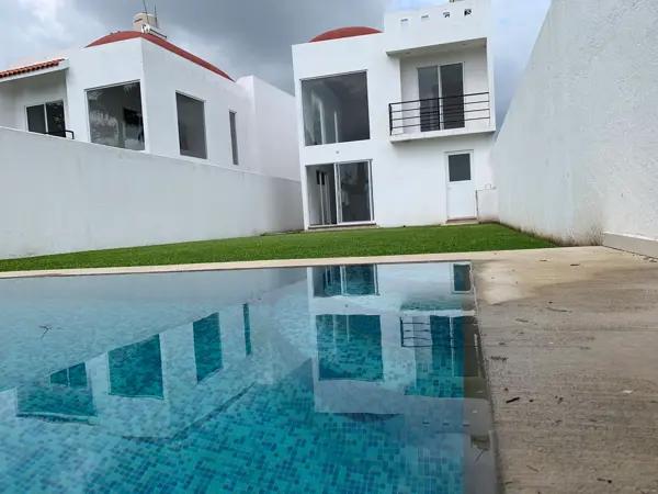 Casa en venta en De Texcalapan, Tlayacapan, Morelos