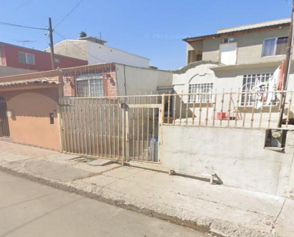 Casa en venta en Villa Fontana I, Tijuana, Baja California