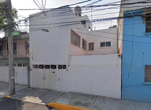 Casa en venta en Santa Rosa, Gustavo A. Madero, Ciudad de México