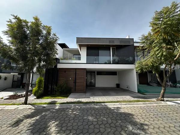 Casa en venta en Lomas de Angelópolis, Ocoyucan, Puebla