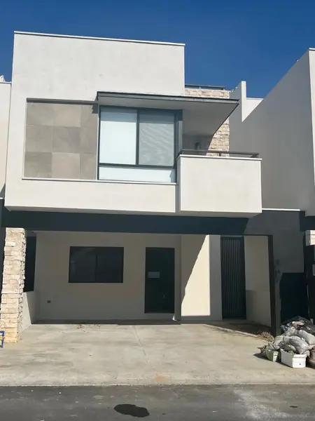 Casa en renta en Montellán, Monterrey, Nuevo León