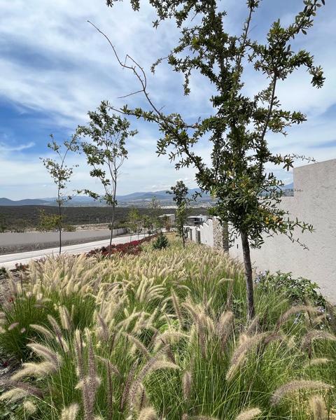 Terreno en venta en Vista Real y Country Club, Corregidora, Querétaro
