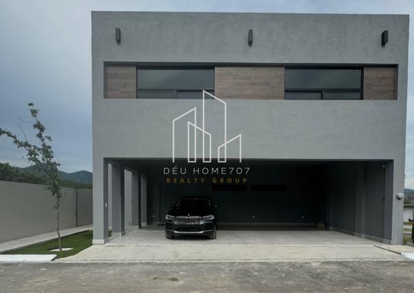 Casa en venta en El Barrial, Santiago, Nuevo León