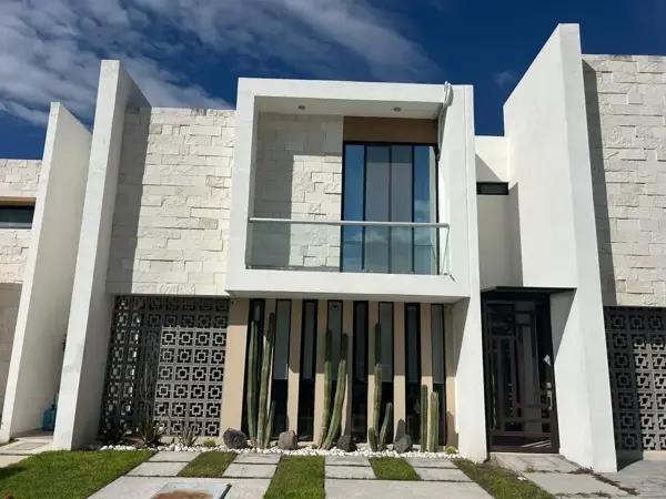 Casa en venta en Cañadas del Arroyo, Corregidora, Querétaro Casa en venta en Cañadas del Arroyo, Corregidora, Querétaro