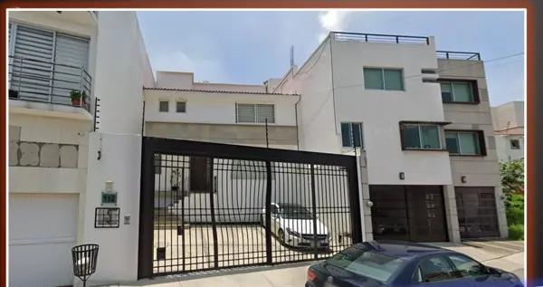 Casa en venta en Las Alamedas, Atizapán de Zaragoza, México