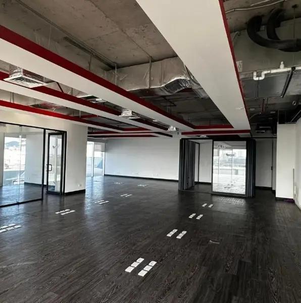 Oficina en renta en Zona Valle Oriente, San Pedro Garza García, Nuevo León