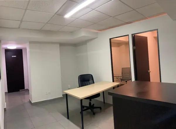 Oficina en renta en Del Valle, San Pedro Garza García, Nuevo León