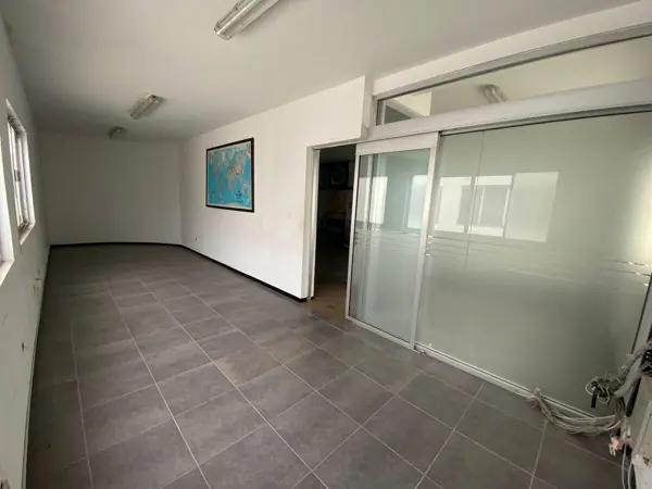 Oficina en renta en Del Valle, San Pedro Garza García, Nuevo León