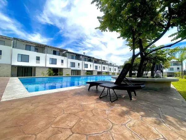 Casa en venta en Club de Golf Santa Fe, Xochitepec, Morelos