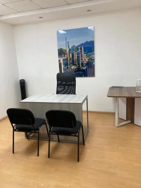Oficina en renta en Del Carmen, Monterrey, Nuevo León