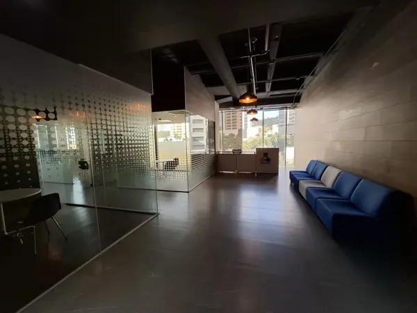 Oficina en renta en Zona Loma Larga Oriente, San Pedro Garza García, Nuevo León