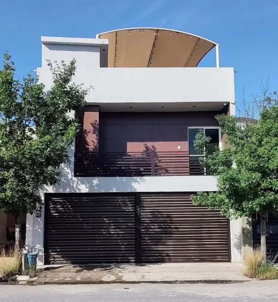 Casa en venta en Cerradas de Santa Rosa, Apodaca, Nuevo León