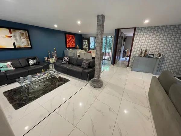 Casa en venta en Jardines de la Florida, Naucalpan de Juárez, México