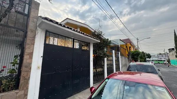 Casa en venta en Valle de San Lorenzo, Iztapalapa, Ciudad de México