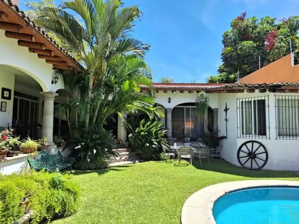 Casa en venta en Palmira Tinguindin, Cuernavaca, Morelos