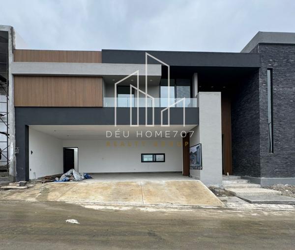 Casa en venta en Bosques de las Misiones Sector Encino, Santiago, Nuevo León