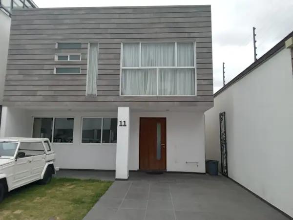 Casa en renta en San Miguel Totocuitlapilco, Metepec, México