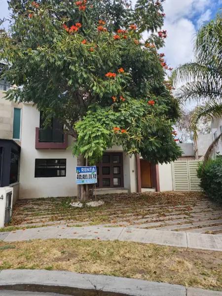 Casa en renta en San Antonio de Ayala, Irapuato, Guanajuato