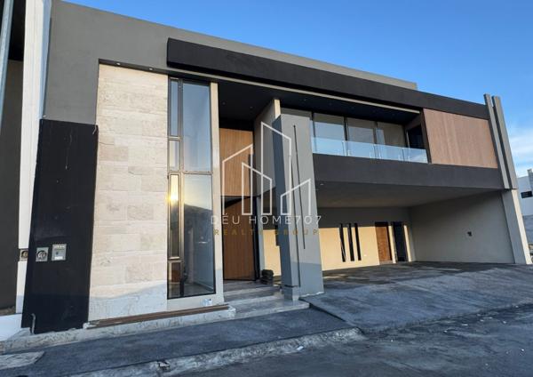 Casa en venta en Bosques de las Misiones Sector Reserva, Santiago, Nuevo León