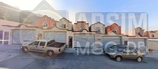 Casa en venta en Jardines del Lago, Tijuana, Baja California