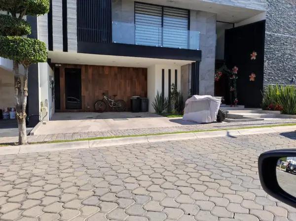 Venta de Casa en Lomas de Angelópolis II, San Andrés Cholula