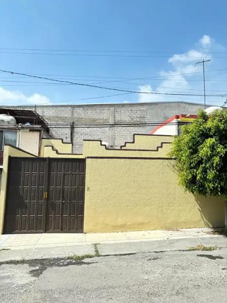 Casa en venta en Santa Cruz Buenavista, Puebla, Puebla