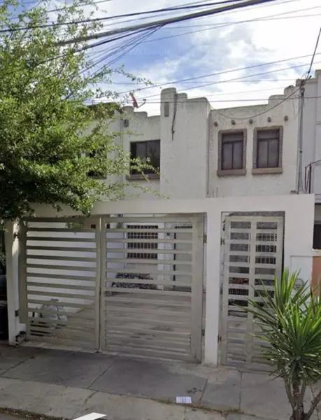 Casa en venta en Real de Cumbres, Monterrey, Nuevo León