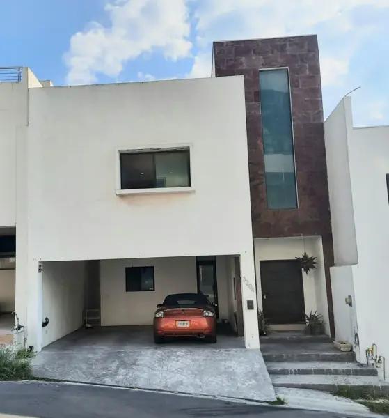 Casa en venta en Colinas del Valle, Monterrey, Nuevo León