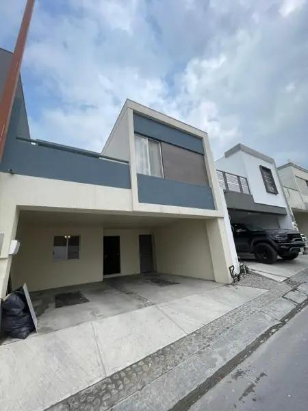 Casa en renta en Mitras Poniente, García, Nuevo León